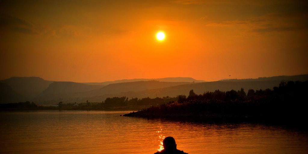 Coping With Death: Tips From Professionals 
buff.ly/2oe3rFI #bereavement