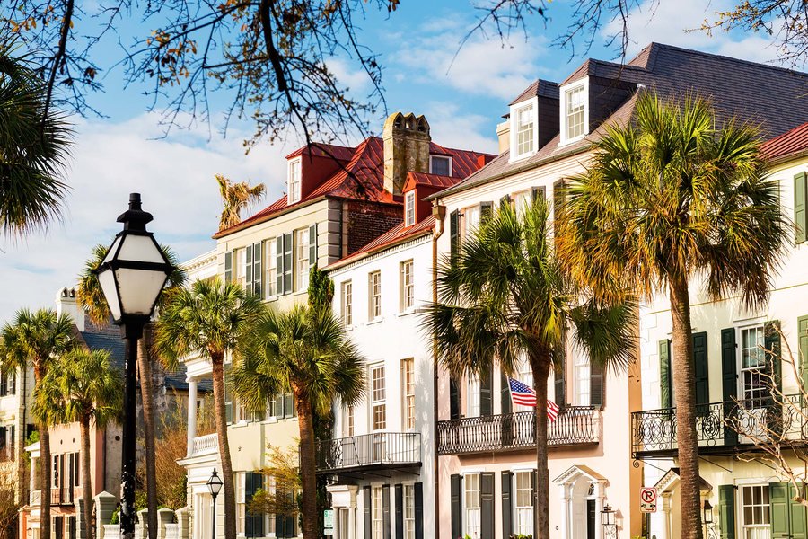 Got #LaborDay plans?! <a href="/DeparturesMag/">departuresmag</a> thinks you should start your day with us! Check out their guide to 24 Hours in Charleston, and then make sure to head to <a href="/resy/">Resy</a> and grab those weekend brunch reservations! ow.ly/n66t30lAtJl