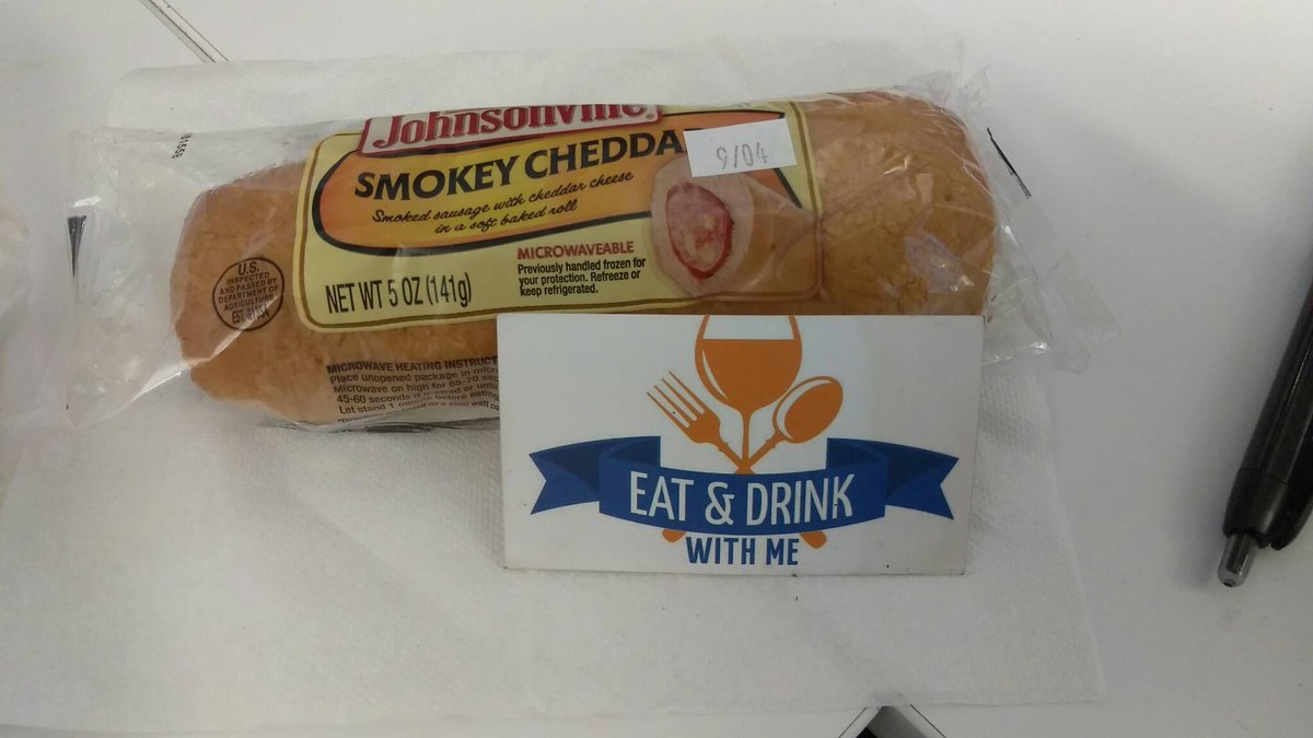 Eatndrinkwithme's tweet photo. #EADWM #breakfast
Thank you @Johnsonville & 4 the smoked sausage in a roll product! I miss having #kolaches available at every donut shop..GA doesn't have it.
#foodies try it out & if you pass thru TX stop at any @MyShipleyDonuts & get a kolache! #HappyDining https://t.co/nVm3tcyqCV