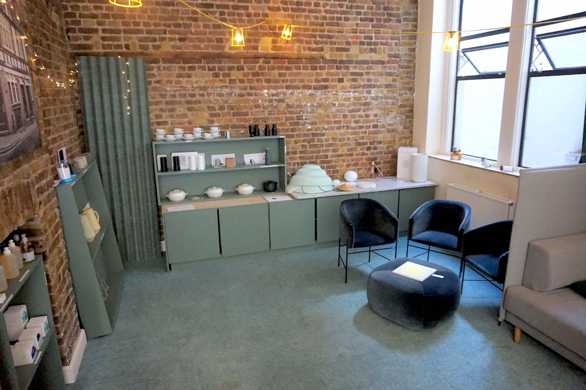 colabspacesuk's tweet image. Head down to our new space at 52 Great Eastern Street and see our popup shop if you&apos;re looking for high-end and designer furniture, crockery and glassware!

Also a great opportunity to see the new open plan layout of the space!