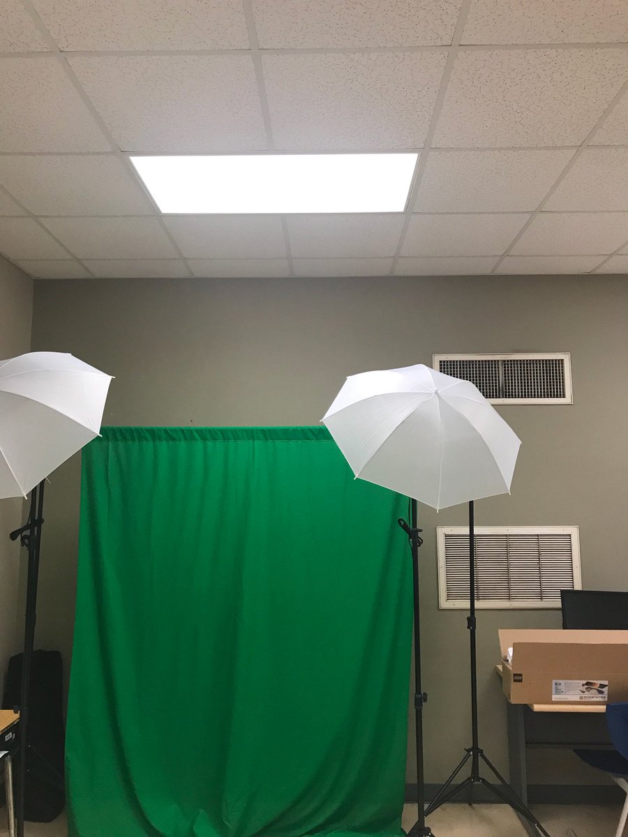 misscyo's tweet photo. Sam has put a lot of hard work in making his room a creative space for learning. I can’t wait to capture the exciting things that’ll take place! #makerspacelab #emsstrong https://t.co/hZ1Yw0sWxW