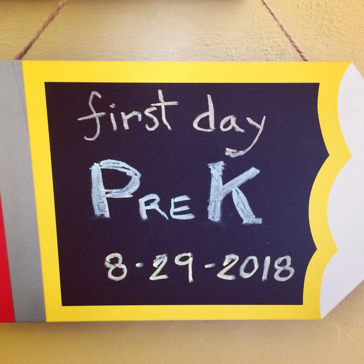 MKilburg's tweet image. Getting ready for tomorrow!!! #firstdayofschool29August2018 #prekclass #hudsonfiltered #youvegotthisson #nocryingokay #itsanewbeginning #soexcitedtogotoschool #captainamericatheme