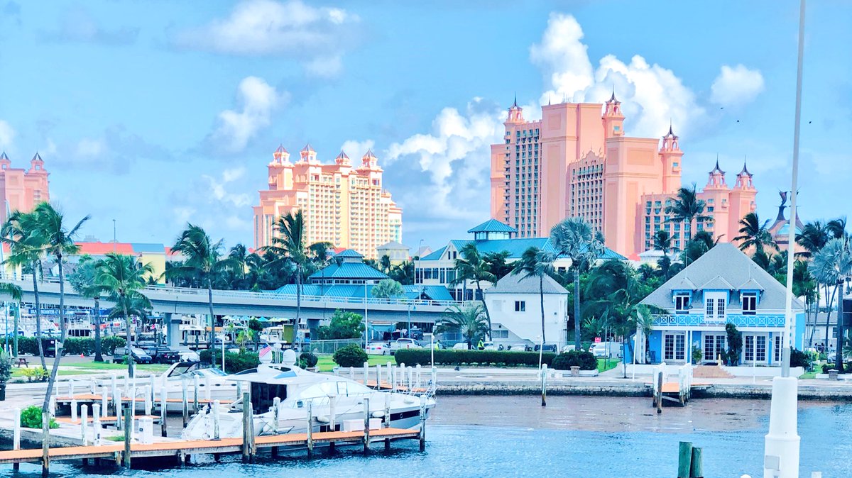 GigiWilsonTV's tweet photo. Just another day in #Paradise @Nassau_Bahamas #SummerFun #gigistyle #tlpicks #TravelTuesday https://t.co/SefdUNhEGT
