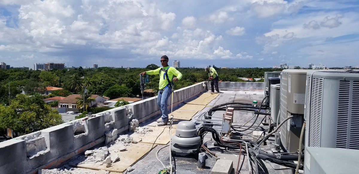 DoubleDay305's tweet photo. Ensure your best service today in stuctural certification, Code violations, Electrical engineering.
https://t.co/lWdMWSEjei or call us at 305-209-2396 ##Brickell @MiamiRealtors @StructuralEngi #Miami #DoubleDayEngineering #ElectricalDesign https://t.co/00w2hcsnIl