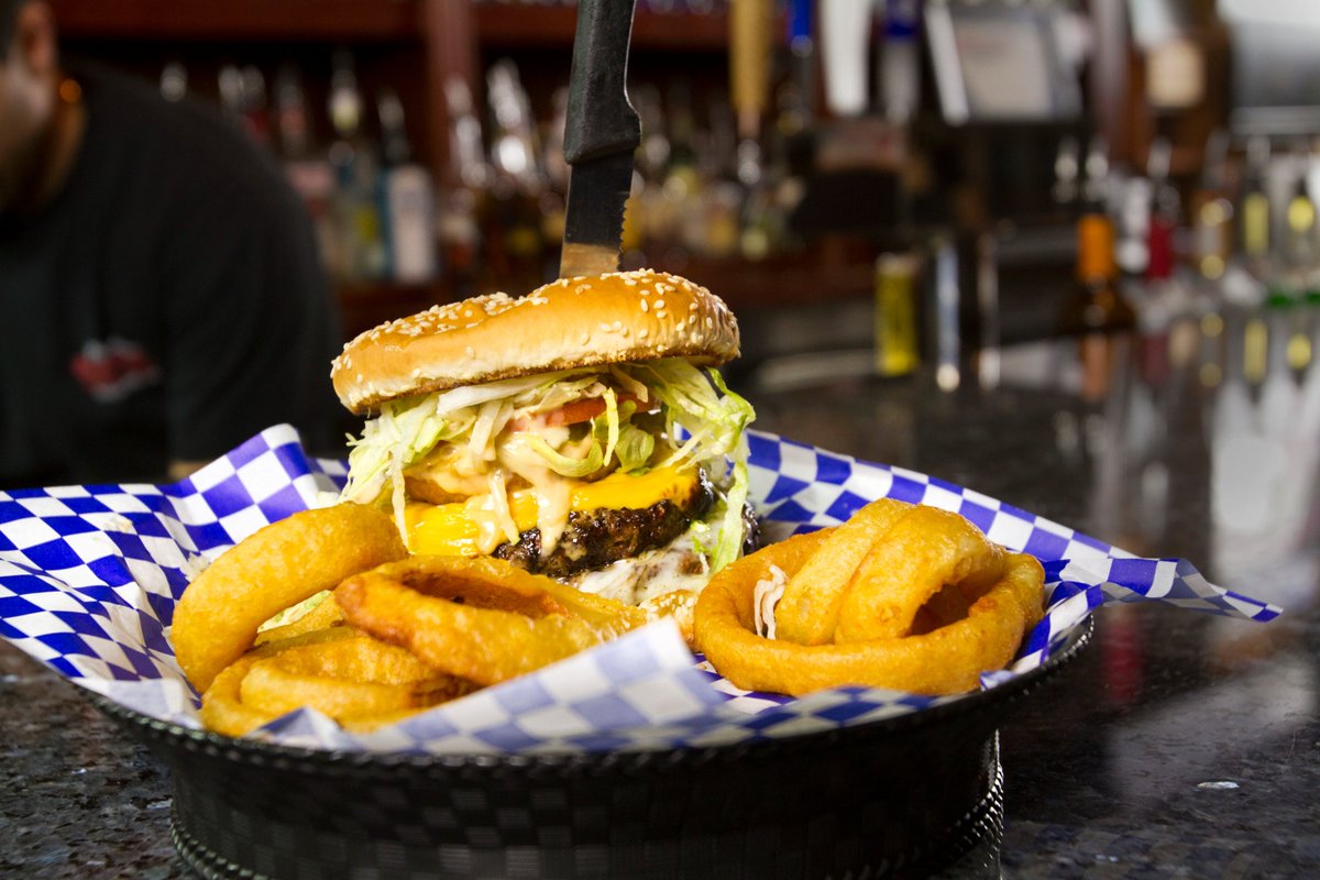 Blaine's Gatlinburg (blainesgrillbar) Twitter