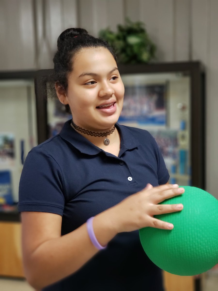 MrsBRodriguez's tweet image. Increasing our vocabulary with Word Bounce. #CISDMakeItFun2 #learningthroughmovement @EMSBraves