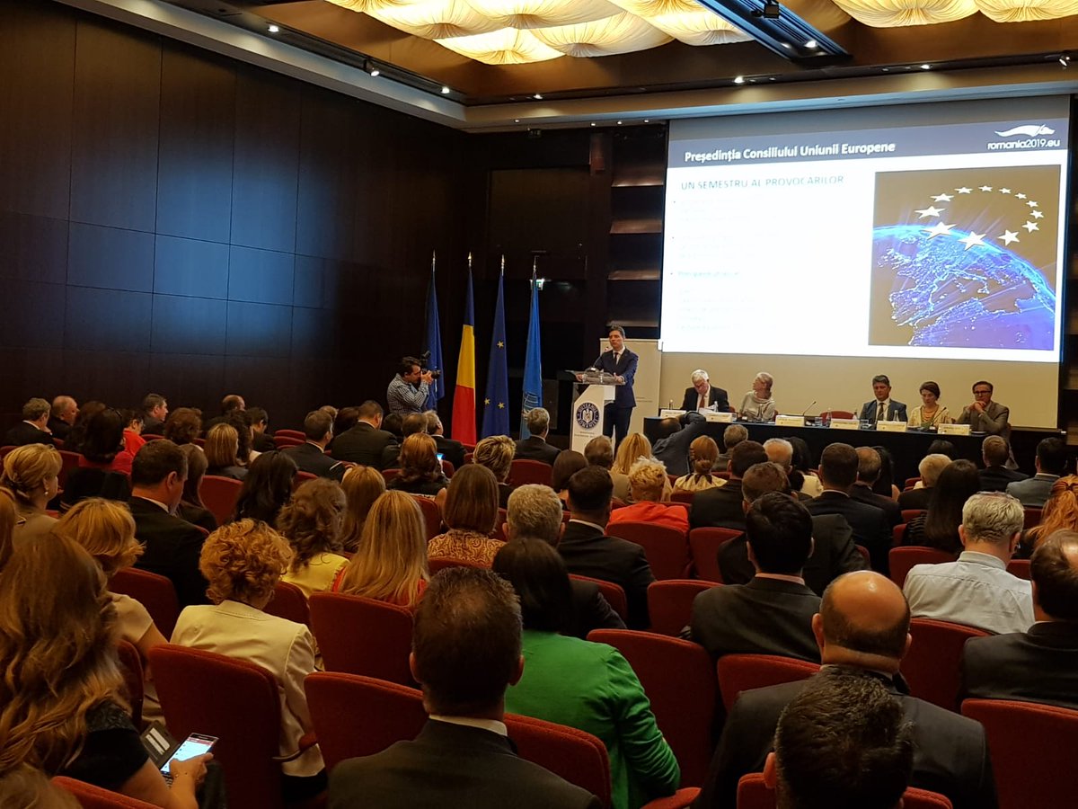 MAERomania's tweet photo. The success of the Romanian Presidency of the Council of the #EU will be our country's success. We are focusing on the constructive elements, on our role as impartial mediator during #ROEU2019 in order to generate consensus & added value at #EU level @negrescuvictor #RADR2018 https://t.co/Lz5W97Wq46