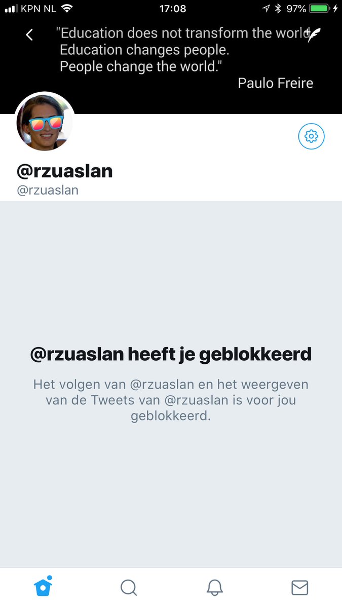 renevdbos's tweet image. Verrassend! Kusje @rzuaslan van een #witteman #wittemensen