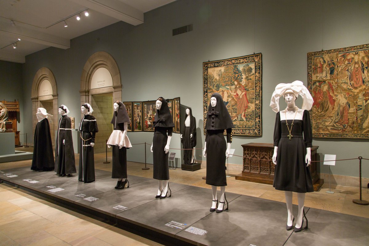 artnet's tweet image. Welcoming 1 Million Fashion Pilgrims, ‘Heavenly Bodies’ Just Became the Met Costume Institute’s Most Popular Show Ever artnt.cm/2NqqW9J