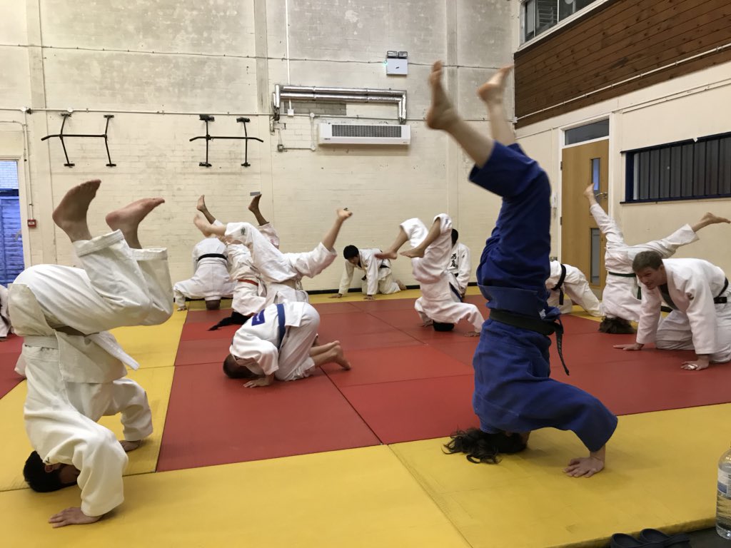 A great night yesterday with friends from #Takahama #AichiPrefecture #Japan with a #friendly #TeamMatch, #randori, #technique. Thanks to Morita-San and his students. @BritishJudo @britjudolondon @IntJudoFed #JudoExchange