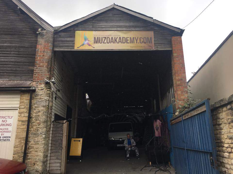 muzoakademy's tweet image. Our #Home ❤ is under threat of #Demolition 😪 

We are desperately trying to raise enough #funds to buy Rock Barn IF the council consider it a Community Asset.

Please help us #savetherockbarn on our #CrowdfundingCampaign

justgiving.com/savetherockbarn