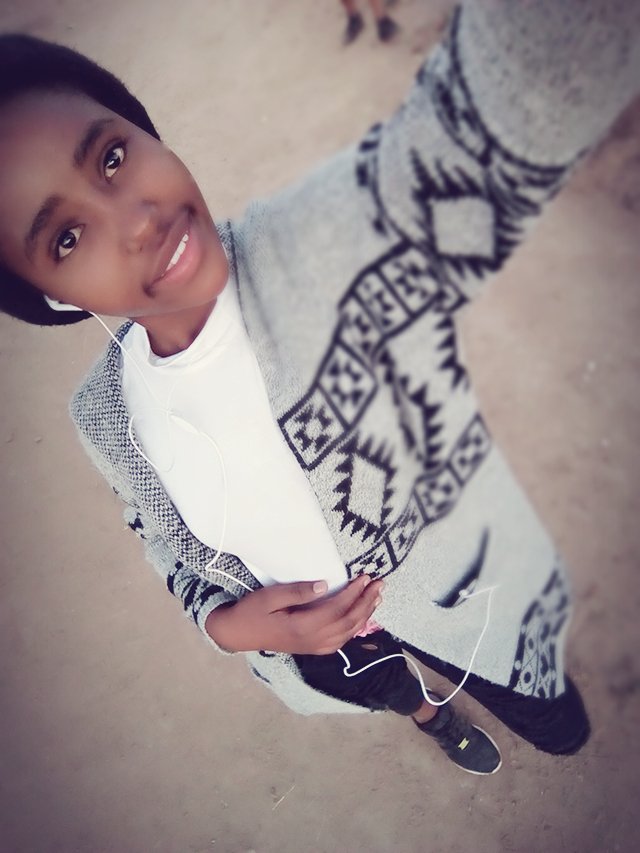 Thandiw63866348's tweet photo. 💯🌸😘FAV CHOM😘😻💑 https://t.co/TtHQBW4gzu