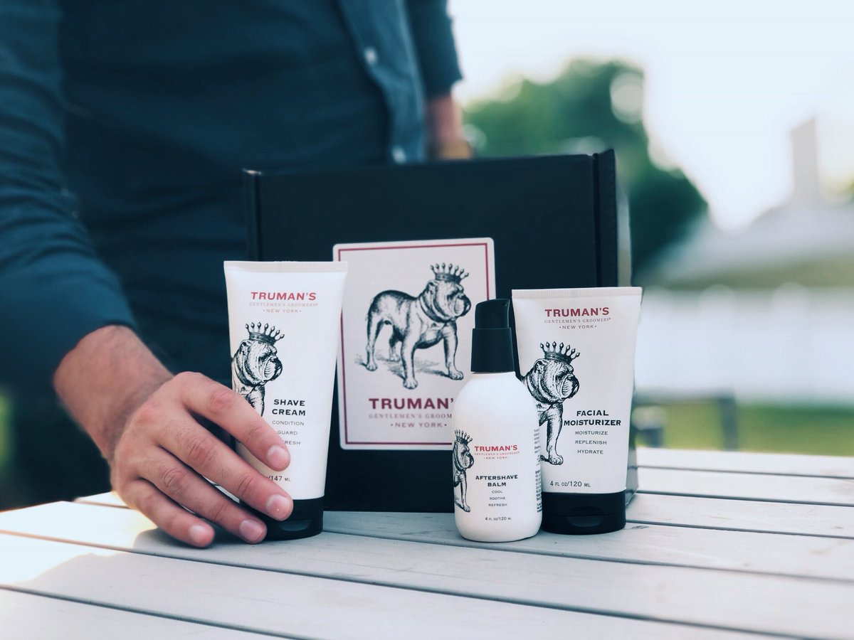 TrumansNYC's tweet photo. SALE! Get back to the routine in style. Buy any two Truman’s products, get the third 50% off! Enter code SCHOOLSTYLE in checkout on Truman’https://t.co/OpQKi4swil. Link in bio! ▫️
#backtoschool #backtoschoolsale #schoolstyle #fallroutine #mensgroomingproducts #mensgrooming https://t.co/6JIpEuV3G0
