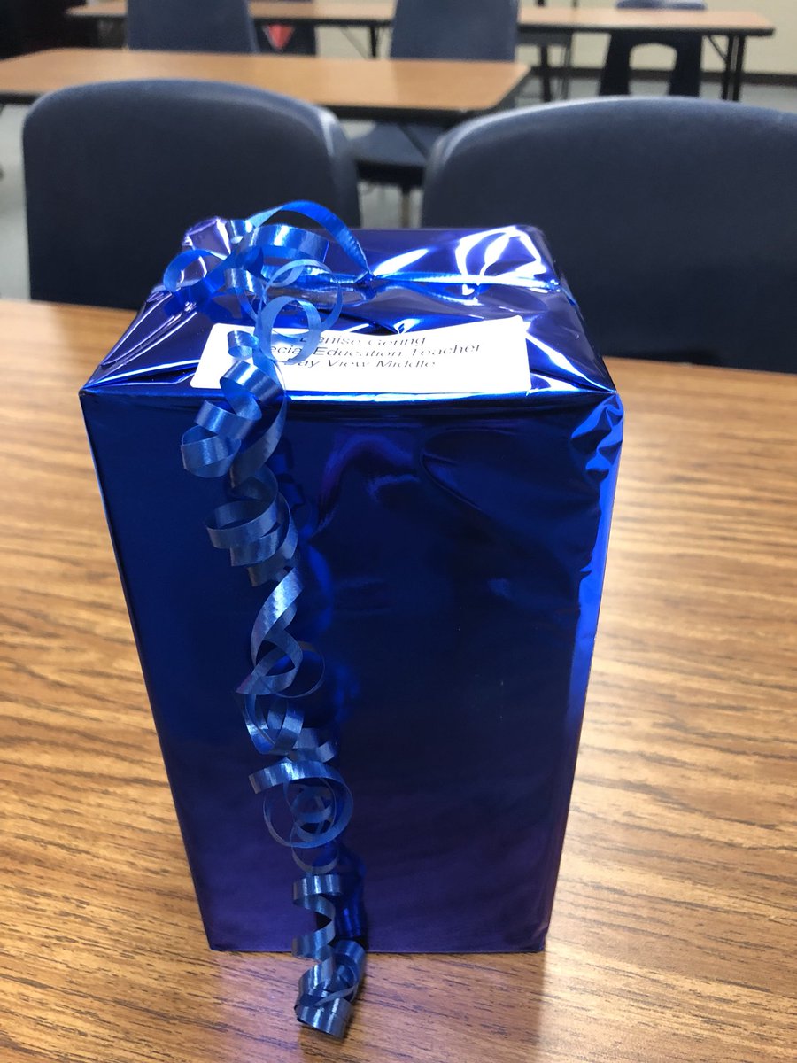 DeniseGering's tweet photo. Recognized today for 15 years of service in the district! Proud to be a Pirate! @DeniseGering @hssdbv https://t.co/1STOWEAroX