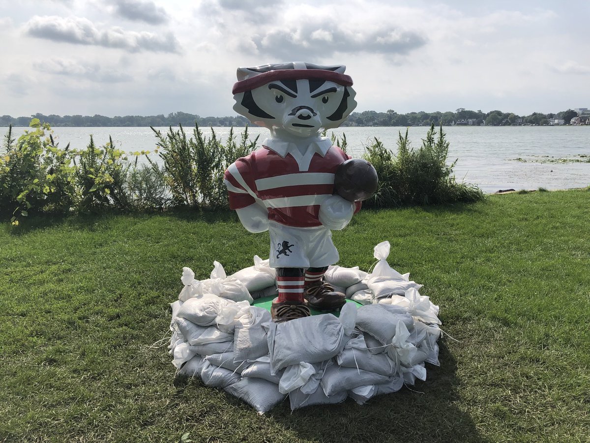 RoseSchmidtTV's tweet photo. Many people around Dane County are preparing for more #flooding, including @BuckyOnParade. Rugby Bucky — or should I say Sandbag Bucky — is ready to go 🌊 #news3 #madisonflood https://t.co/XInm6v57f2