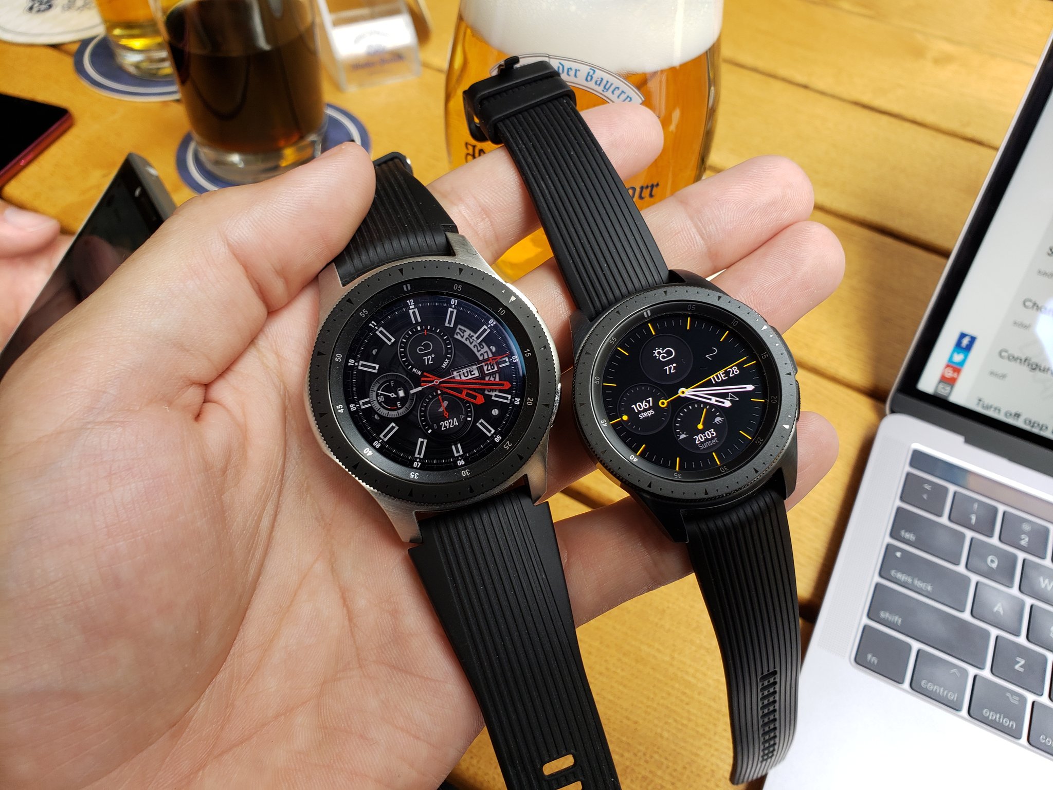 Galaxy watch 5 45mm. Samsung Galaxy watch 42mm.
