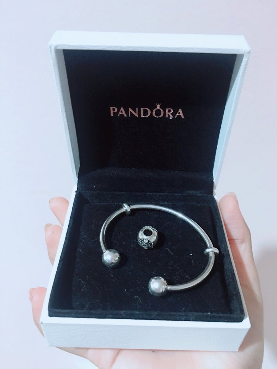 kaysiyaa's tweet image. ของแท้ ซื้อจากช็อป สภาพใหม่ไม่มีตำหนิจ้า ทั้งเซ็ทส่งต่อ 4500.-[ฟรี ems/นัดรับ]
📍DMขอดูรูปเพิ่มเติมได้เลยจ้าา 📍         #pandora #pandorathai