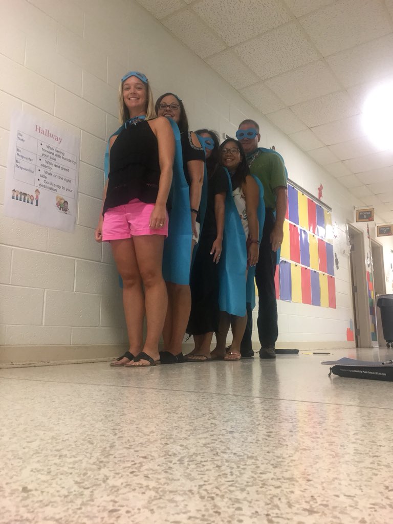 SalemES_ITS's tweet photo. #VBPioneerPower Staff Scavenger Super Hero Hunt @Providence_ES @jpconway13 @Robinson_PES https://t.co/N3l00JYvCj