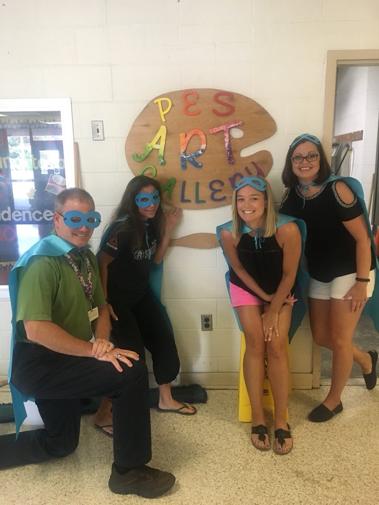 SalemES_ITS's tweet photo. #VBPioneerPower Staff Scavenger Super Hero Hunt @Providence_ES @jpconway13 @Robinson_PES https://t.co/N3l00JYvCj