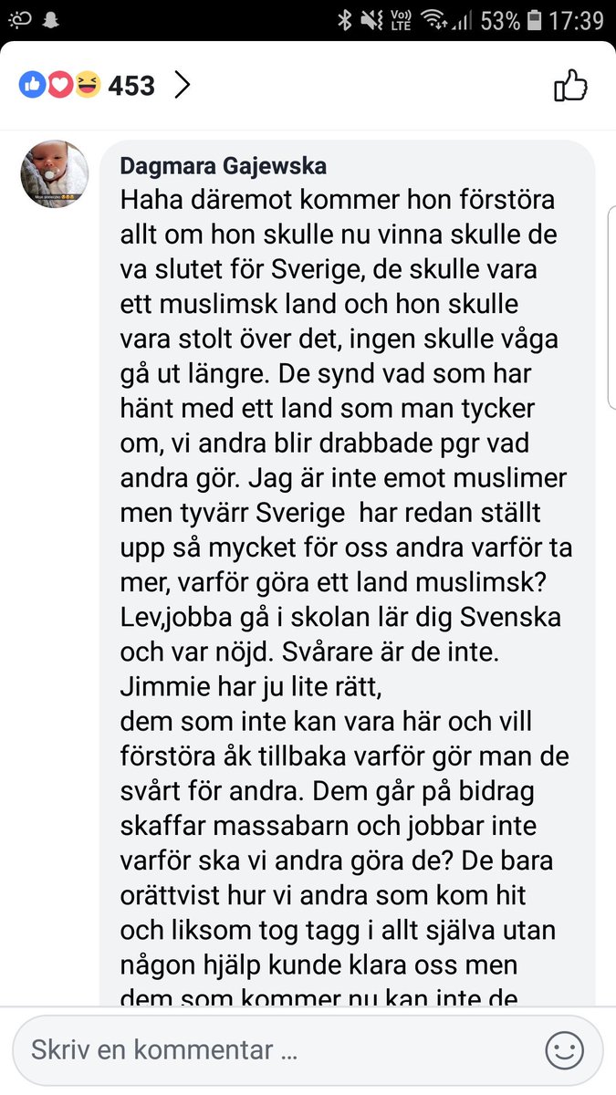 lagerjoel's tweet photo. Ytterligare ett geni till Sverigedemokrat:
En tjej som flyttat från Polen till Sverige, nyligen fått barn och på knackigt svenska spyr galla över andra invandrare - eftersom desaa inte kan språket, förökar sig och går på bidrag! https://t.co/GCM7SoWL2C