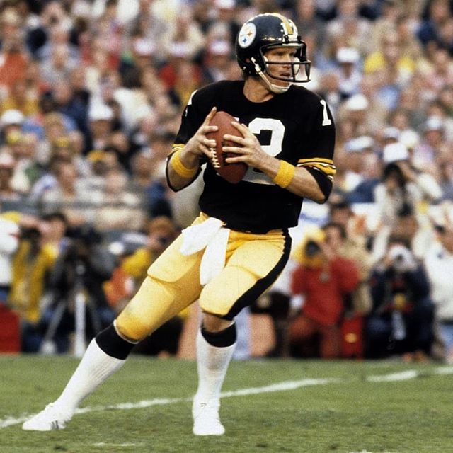 paulbruce3's tweet photo. The original #TB12 #steelers #burghthing https://t.co/uNmSnueSnU https://t.co/fPMQbioHcZ