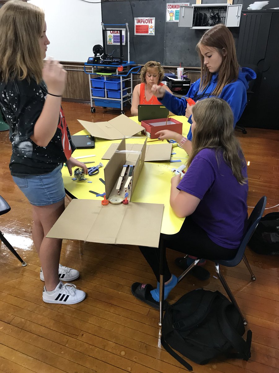 ltaylor4445's tweet photo. 8th graders building obstacle courses for Sphero robotic balls in Ms. McKibben’s class. Next step-coding the robots to run the course. https://t.co/iZ2idAftSP