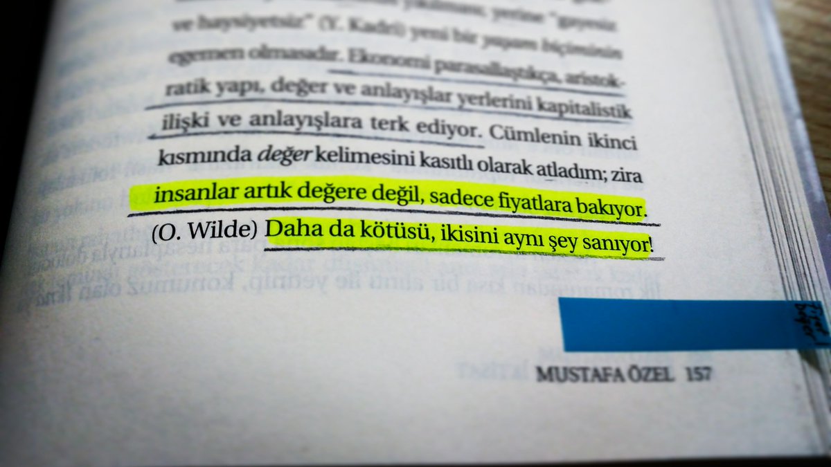 1001kelime's tweet photo. insanlar artık değere değil, sadece fiyata bakıyor. Daha da kötüsü ikisini aynı şey sanıyor!

--------
#MustafaÖzel #romandiliyleiktisat https://t.co/rYGcjdZ8h4