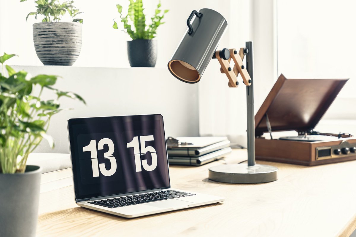 candybitsocial's tweet image. Workspace goals 💻 Do you prefer to work in an office or work from home?