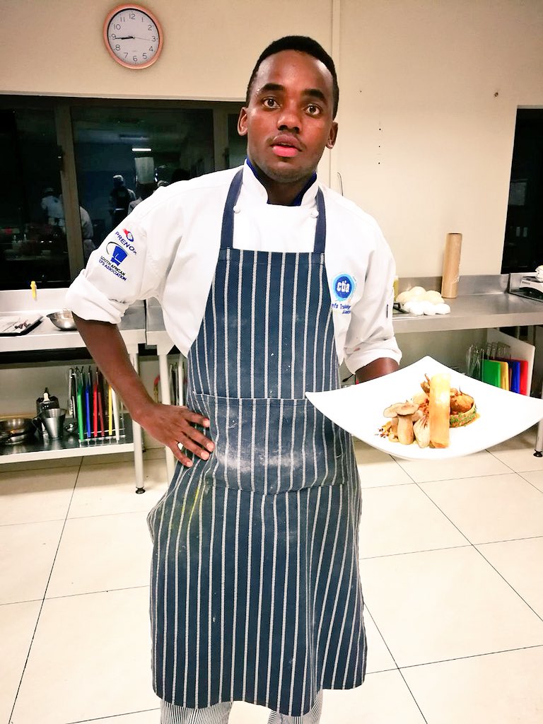 ChefThero's tweet photo. I am sooo excited abt this weekend,itโs gona be amazing to teach & share what I knw with others in a chilled and calm environment.
My five students are ready and have an idea of what we doing already. Next class release date will be on the 3nd. #chefthero #bwchef https://t.co/nyVqquVYP0