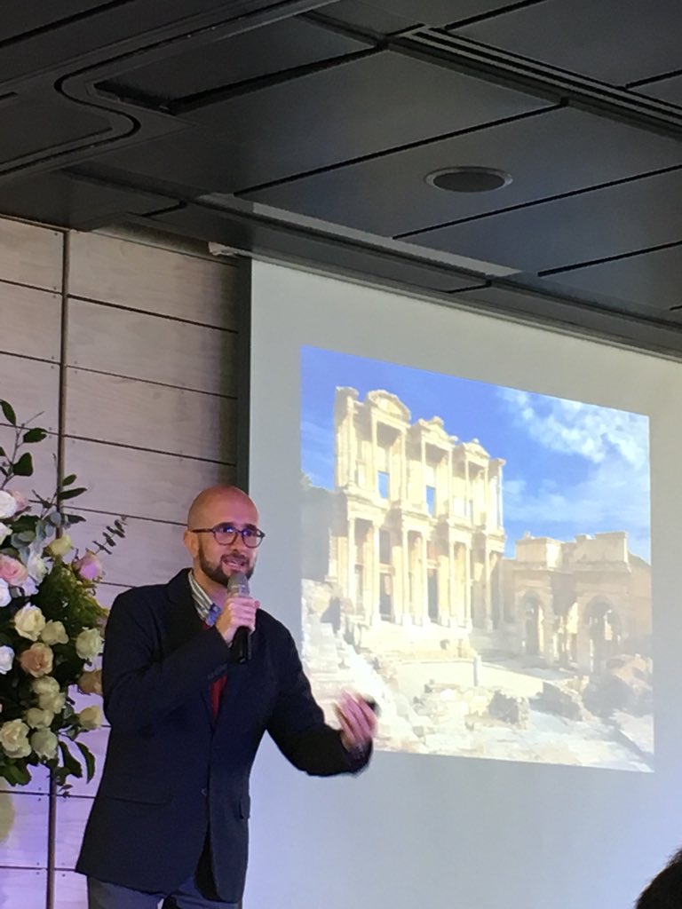 ElisaVillaP's tweet photo. @medejean Cultura digital en bibliotecas #Innovatics2018 https://t.co/EfCvZgxE46