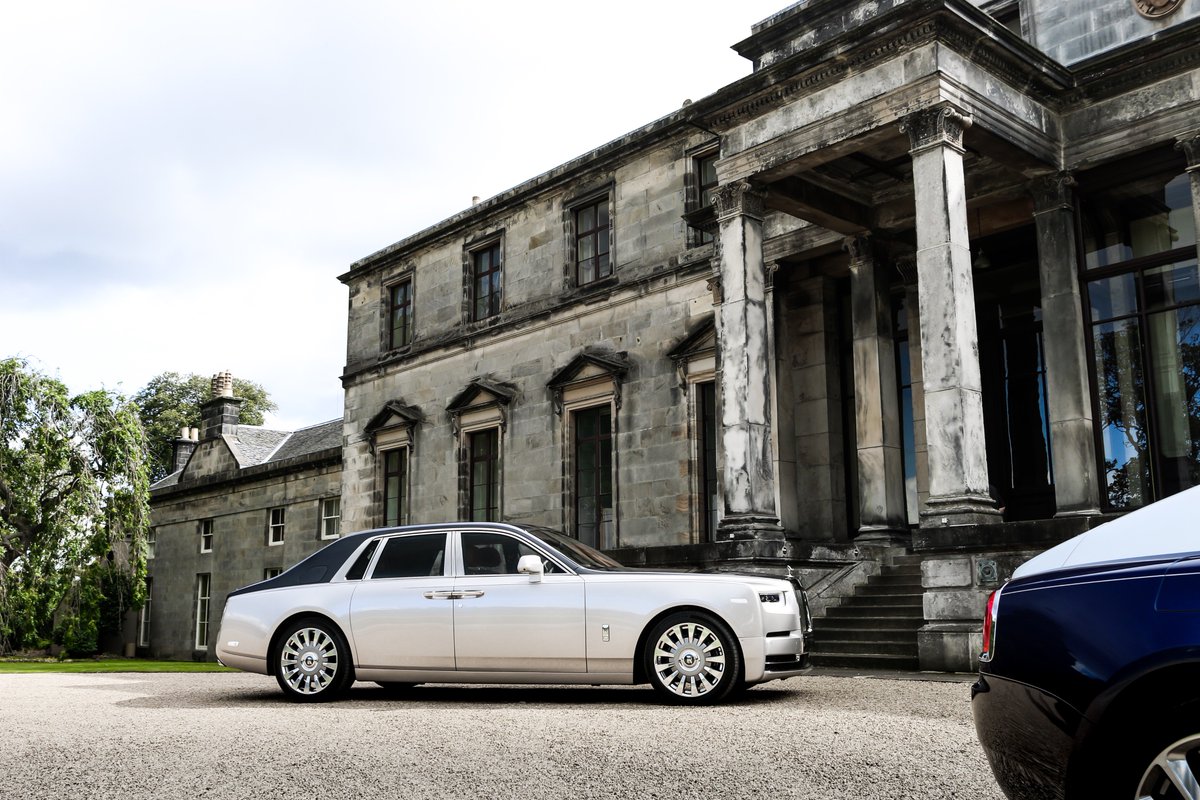 edinburgh_rrmc's tweet photo. Our Rolls-Royce Phantom looked the part displayed outside the magnificent Broomhall House last week.
Where would you choose to get chauffeur driven in one of these?
#RollsRoyce #Phantom #NewPhantom #BroomhallHouse https://t.co/iXtCYtvm6K