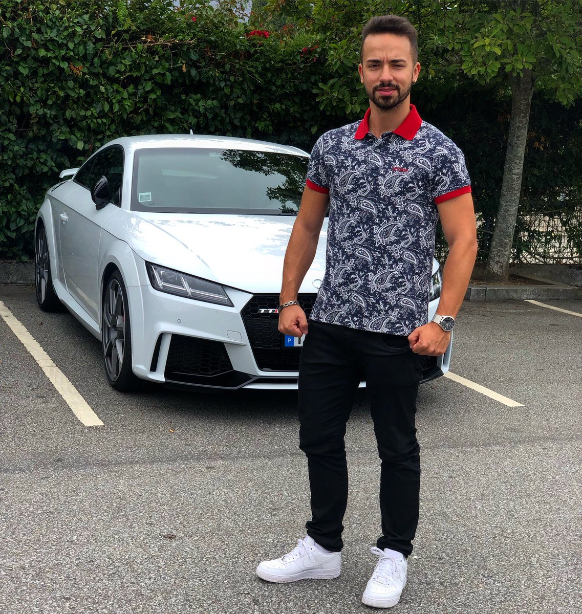 Tiagovski tweet media