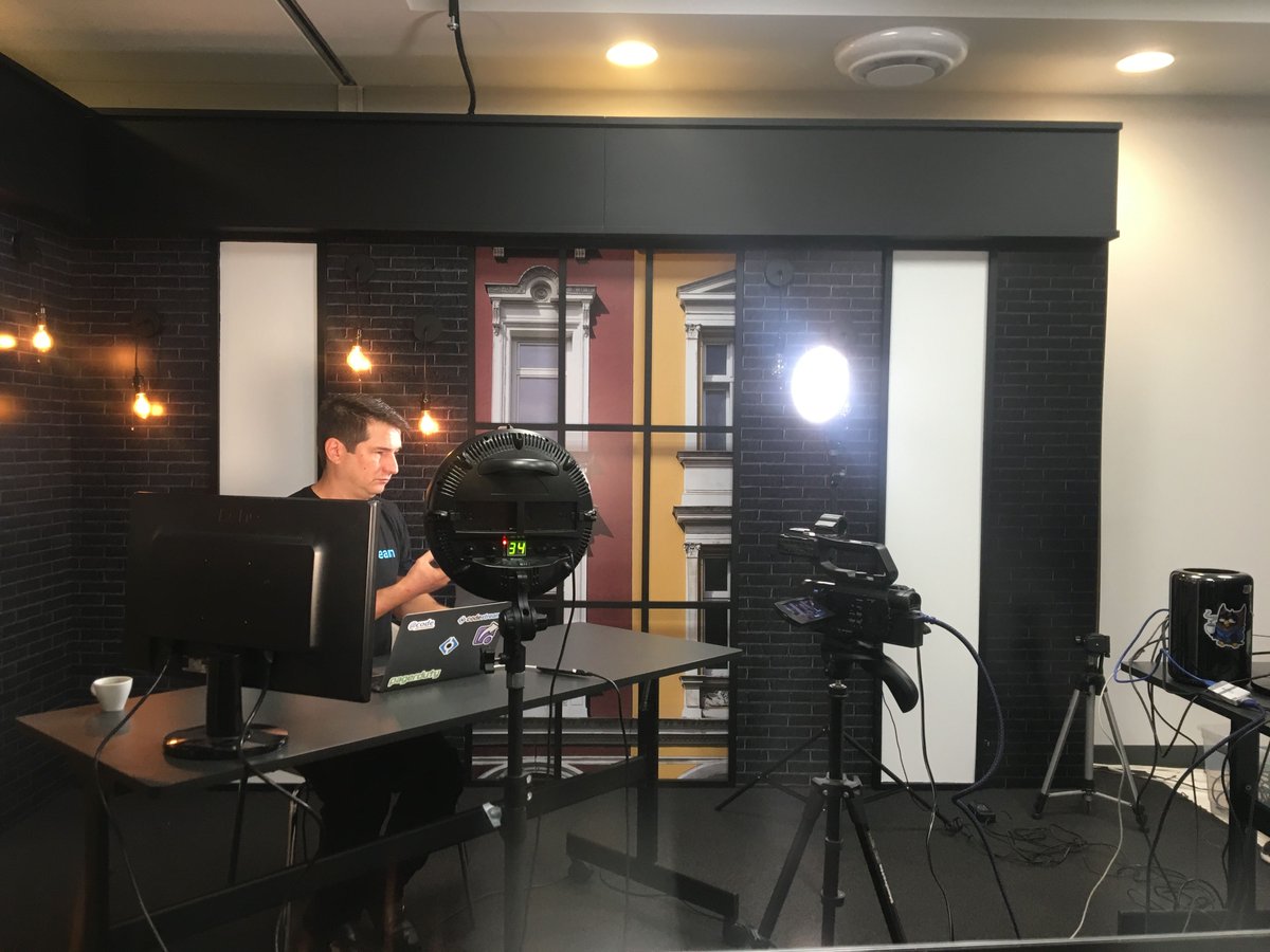 platzi's tweet image. Hoy iniciamos grabación con @teamcodestream 💪. Vamos a aprender a mantener una comunicación efectiva y mejorar la coordinación del equipo con #CodeStream

¡Pronto con tu suscripción!
