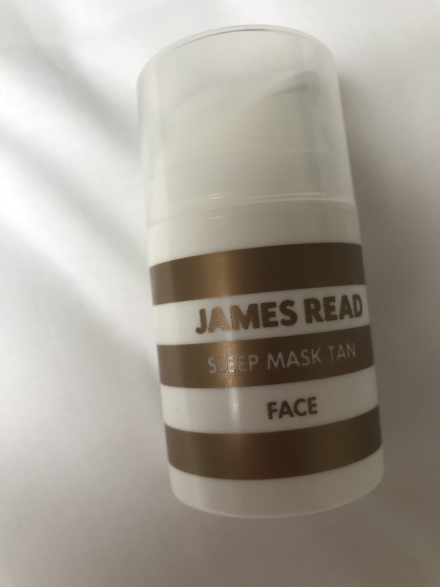 AliYoungBeauty's tweet photo. Day of meetings, #labsample testing and #brandconsultancy .#makeup off and snooze with @JamesReadtan To treat and bronze #facial before tonight’s #tv shows https://t.co/5eZ55q6mj6