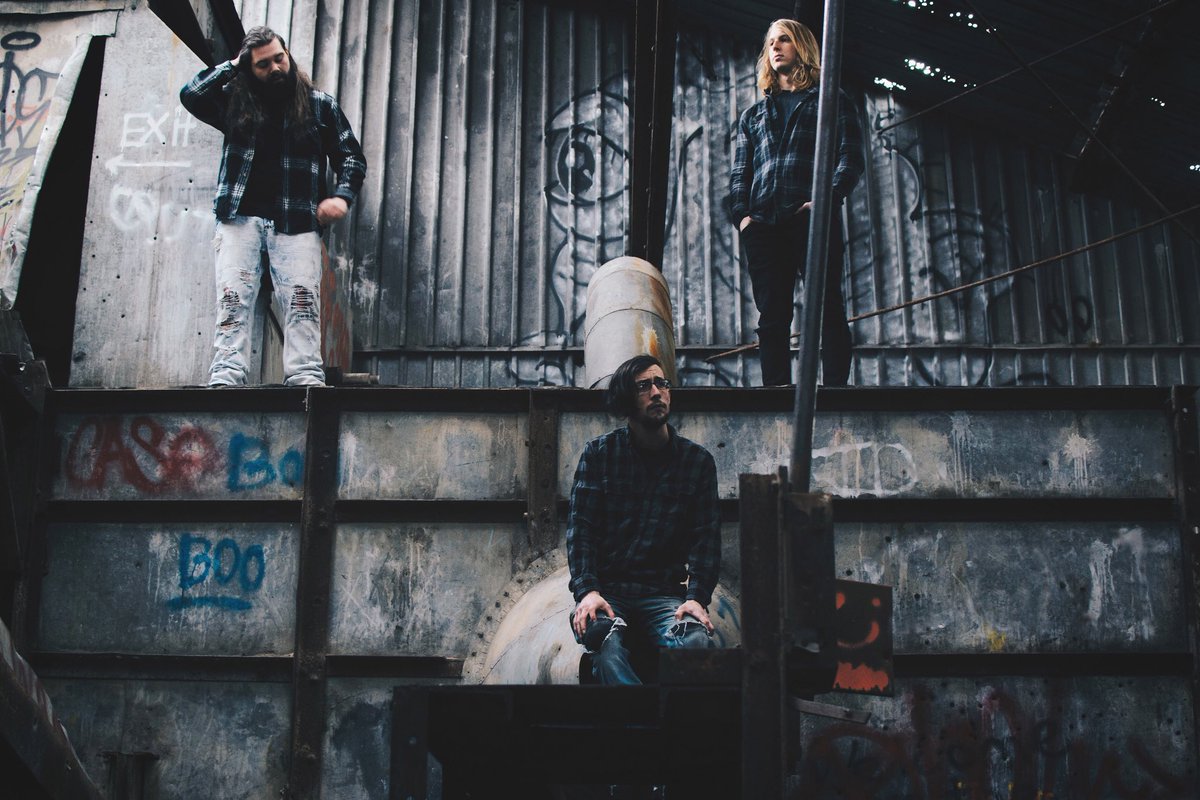 InnerTemplePA's tweet photo. I’ll never burden anyone again. #innertemple #pa #pennsylvania #abandonedplaces #abandoned #grunge #emo #goth #graffiti #warehouse #photography #photo #darkphotography #band #music #guitar #bass #reverend #railhammer #friedman #fuzz #riff #newmusic #newartist https://t.co/5PwZTftwEy