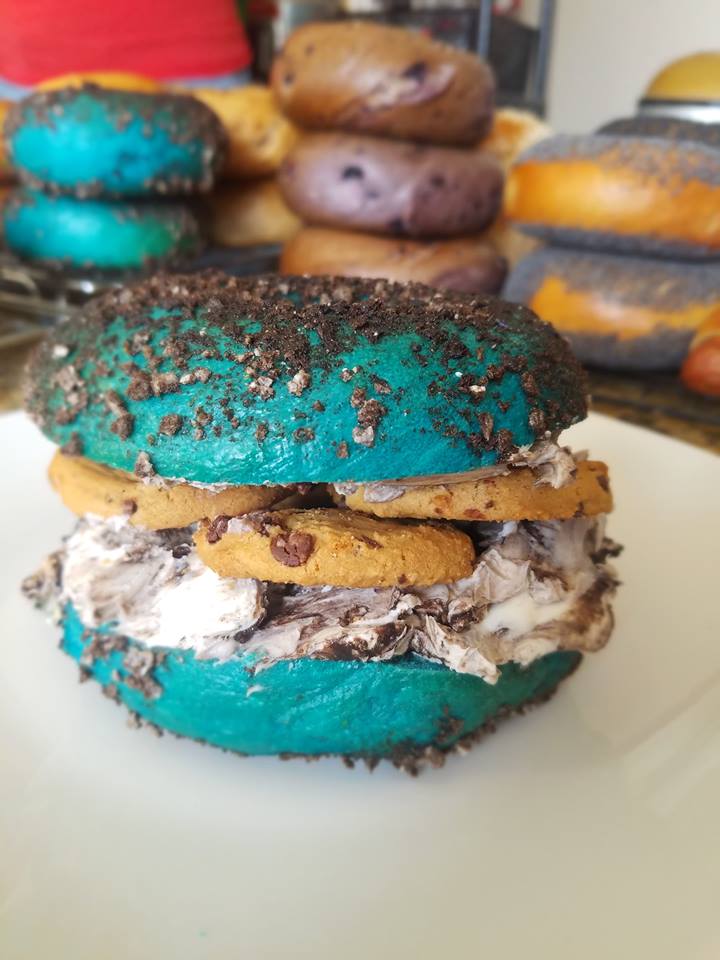 Cookie Monster time! #jerseybagelstx #supportlocal #SmallBusiness #bagels #ilovebagels #cookiemonster #yummymummy