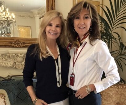 StaceyLWhitmore's tweet photo. It was my pleasure to have Tammie Jo Shults, an American hero, as a guest in my home. She also happens to be a big fan of Heritage Jewelry. 😉😍 
https://t.co/0KPoz9MLSb. https://t.co/DOU5KjRuhH