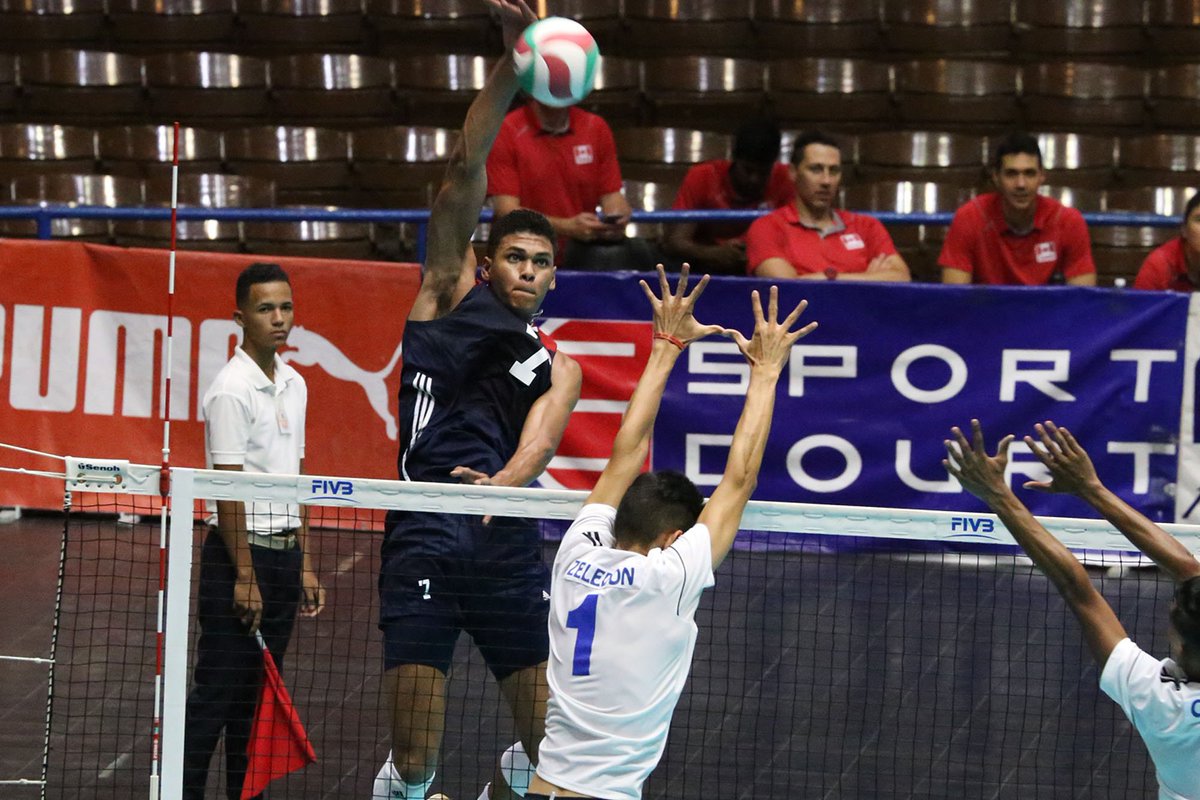 usavolleyball's tweet photo. U.S. Men's Junior Team improved to 2-0 at the NORCECA Championship with a 25-20, 25-18, 25-17 win over Haiti on Tuesday. Jaylen Jasper had 11 pts. JP Reilly and Devin Joslyn each scored 10. #USAVmjnt #USAVhp https://t.co/nD8y2ApDjX