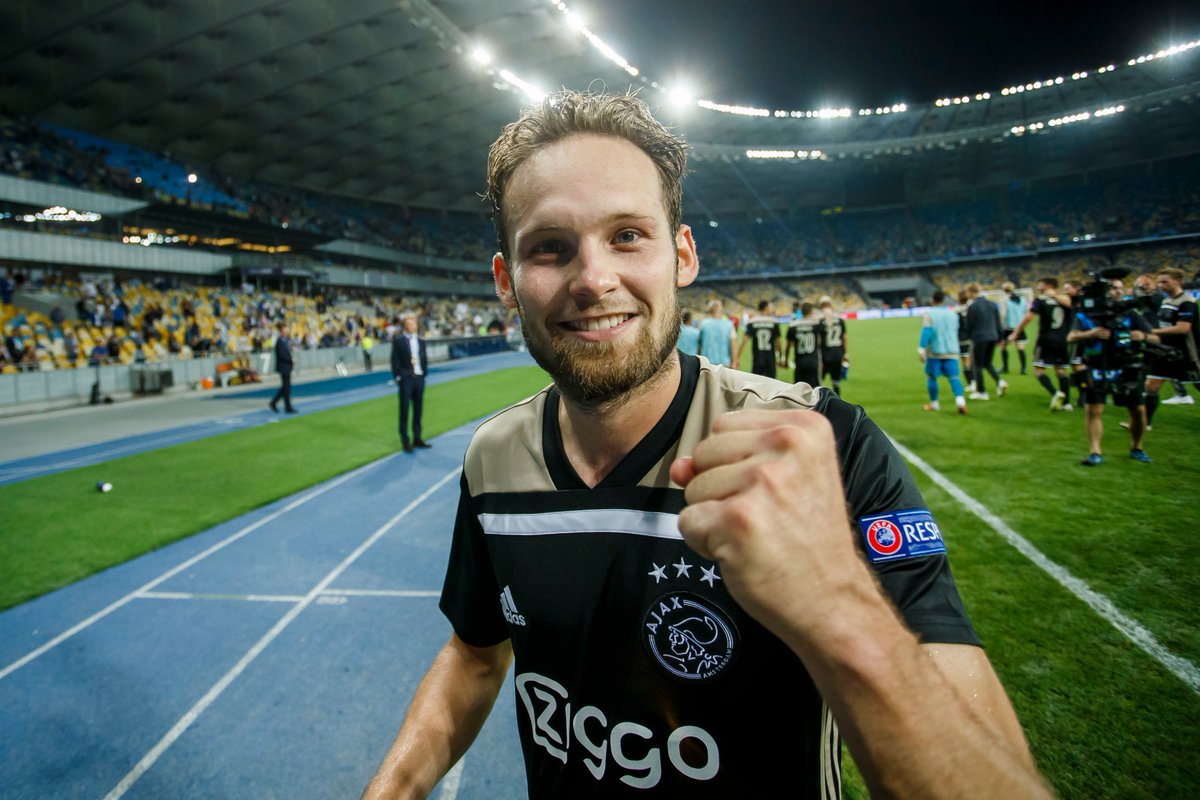 ChampionsLeague's tweet photo. Look who's back 👀

Ajax make their group stage return! ❌❌❌

#UCL https://t.co/a6mCnXTuR1