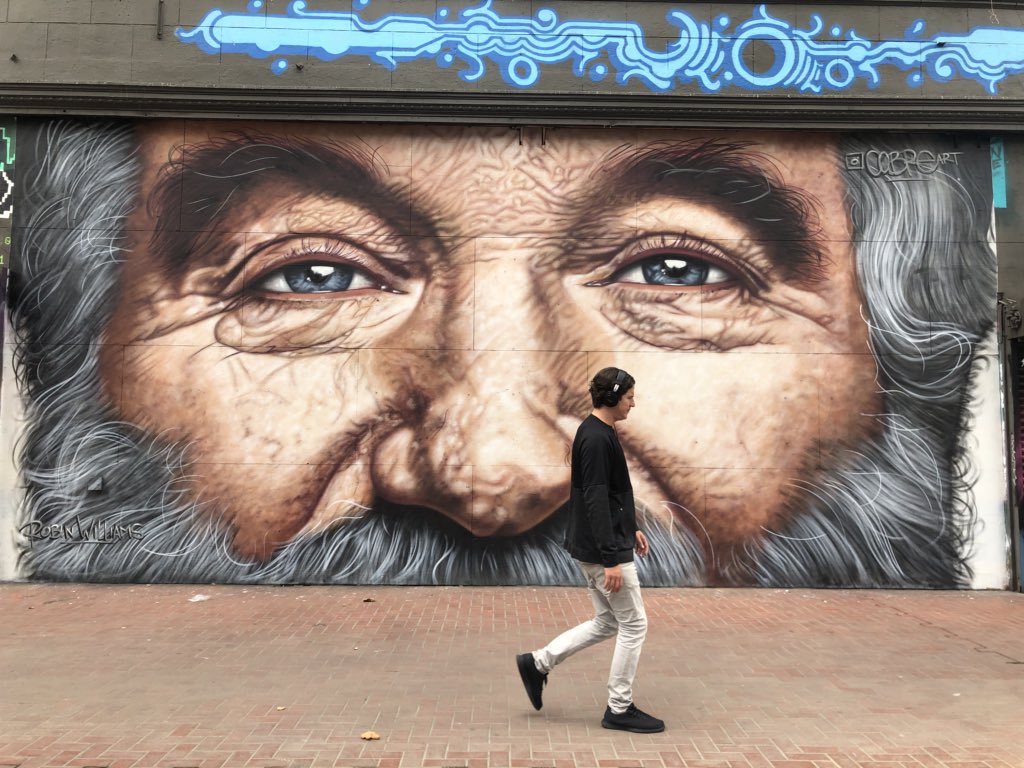 tigerbeat's tweet photo. New large #RobinWilliams #mural by Andre @Cobre_Art on Market St near 7th in San Francisco via @FitzTheReporter #cobreart #BeRobin https://t.co/HYdOCpLTKE