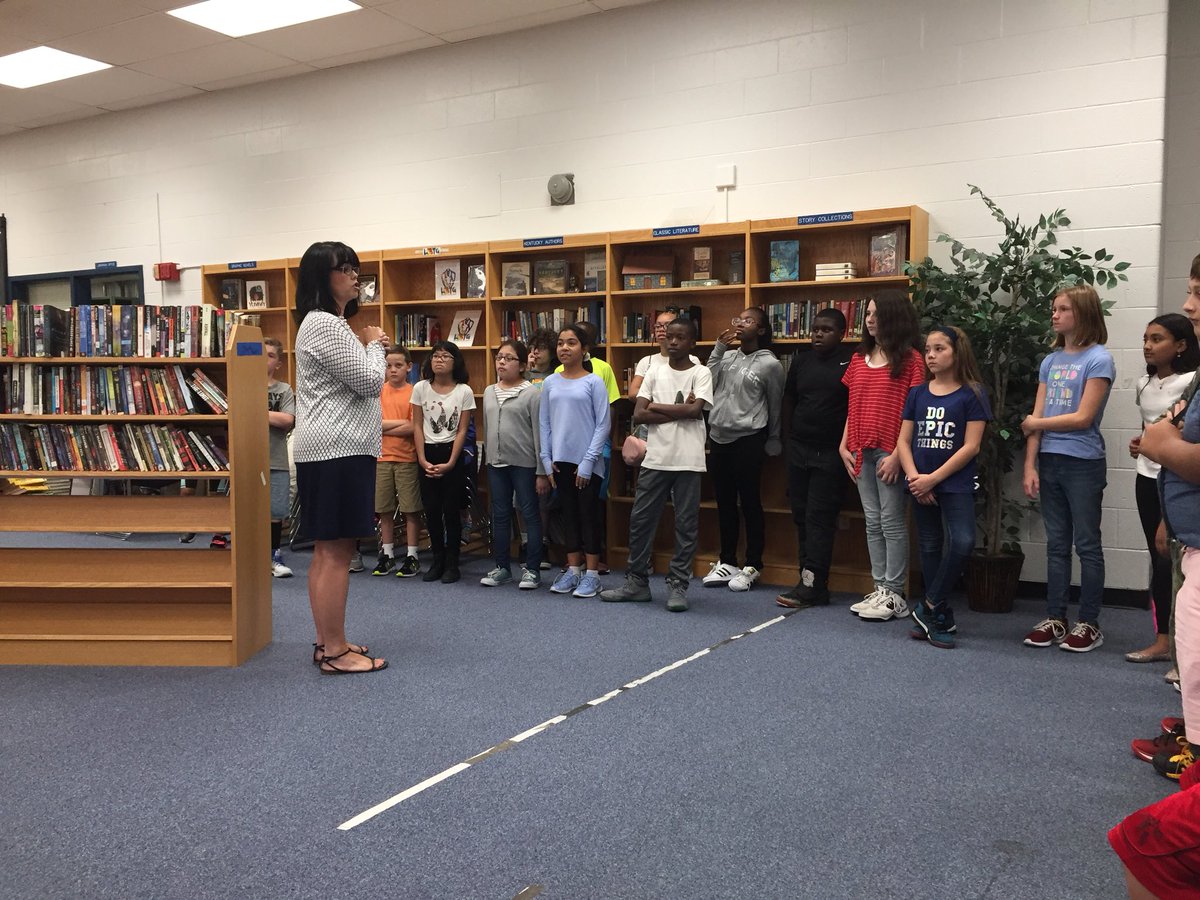 Jennifer Luce tweet media