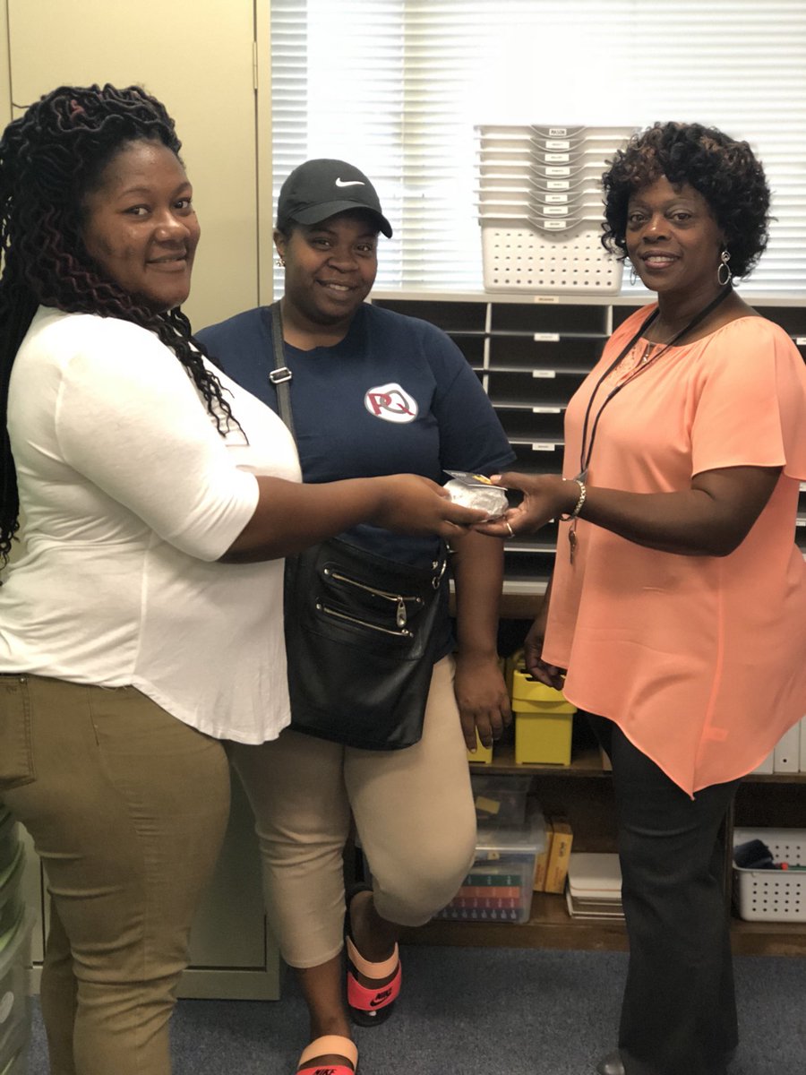 JohnRLassiter's tweet photo. Chick-fil-A biscuits on Day 2. The HGS staff is fueled up for some high level teaching and #EliteLearning #HGSChat #PQProud https://t.co/t8hvr8gs8s