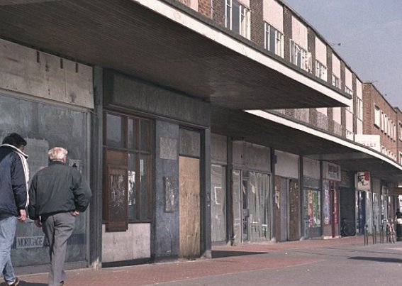 Subastralinc's tweet image. The @WSJ advises that "Good Times Shouldn’t Mask Amazon’s Threat to #Retailers" on.wsj.com/2MZaG2v #shopkeep