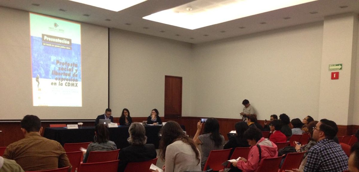 En la #CDMX salimos a protestar porque es un derecho, 8 de cada 10 personas protestaría también para acompañar y solidarizarse con las familias de víctimas, aún sin ser afectados directamente según estudio de opinión presentado por el <a href="/Frente_Libertad/">FLEPS |Frente por libertad de Expresión y Protesta</a>
