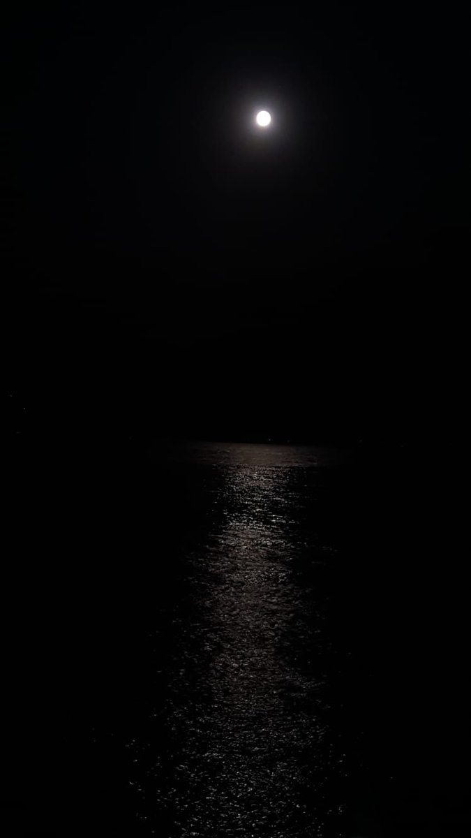 ciopred's tweet image. #Notte di fine estate Sapri😘😘