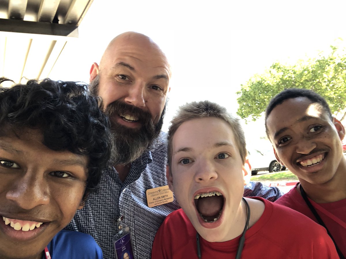 ALLEN SMITH (@dir_smith) on Twitter photo Sometimes you have a rough week, then you meet new friends that are so encouraging! I am blessed. #WeAreGCISD <a href="/Grapevine_HS/">Grapevine High School</a> Sometimes you have a rough week, then you meet new friends that are so encouraging! I am blessed. #WeAreGCISD <a href="/Grapevine_HS/">Grapevine High School</a>