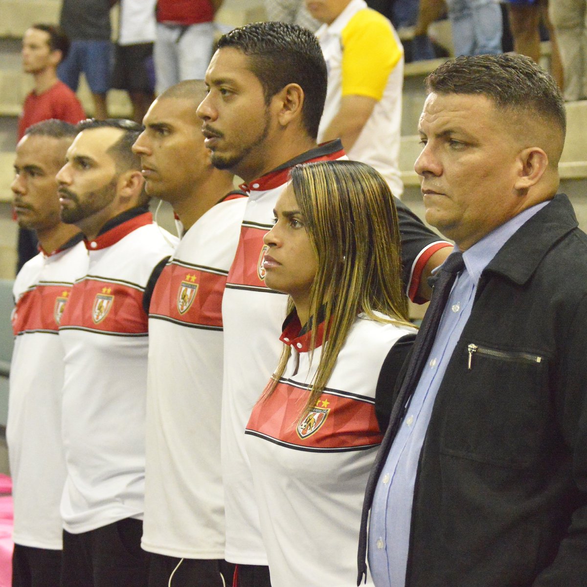 CcsFutsalClub's tweet photo. #LSVF 🏆 | ¡Mirada fija en la victoria! 👀💪🏻
Hoy jugamos contra @Portuguesa_FC te esperamos en el Parque Naciones Unidas a partir de las 6:30 pm 🏟
#RazaCaraqueña 🔴⚫ https://t.co/59BtR93Qpu