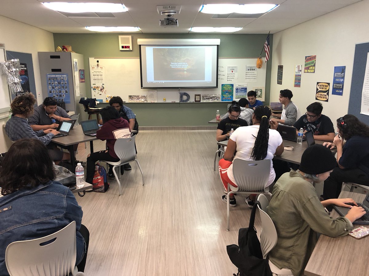 BillDeerfield's tweet photo. First tweet of the year from my English classroom. Students are motivated to do well this year! @IDEACenterHS https://t.co/xyr0AwhLS2
