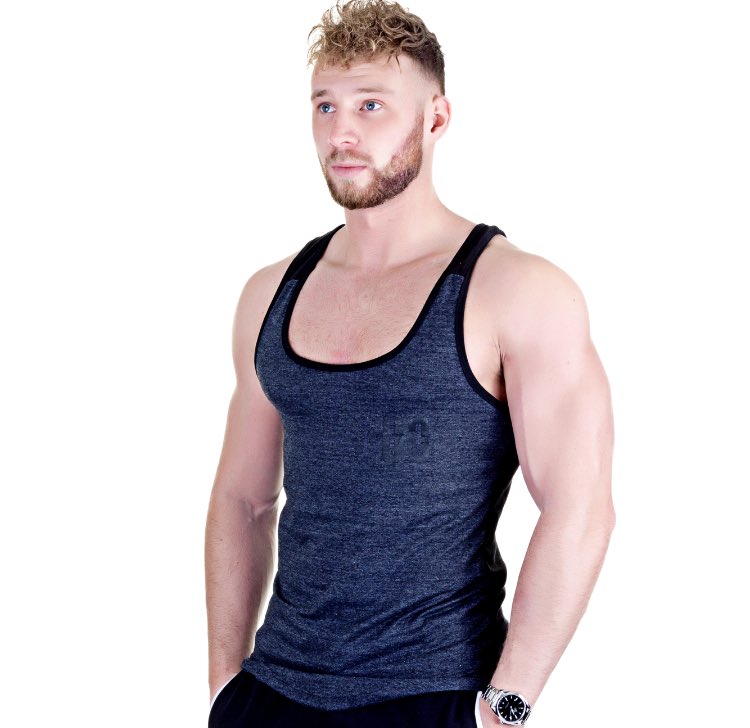 upandcut's tweet photo. Explore our men’s Two-Tone Longline Vests via the link in bio!

Free UK shipping on all orders £40 and over, worldwide shipping also available!

#upandcut #dreambig #achievebig #fashion #mensfashion #mensclothing https://t.co/yCWGIyUsnO