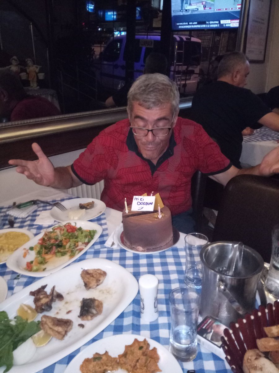 Kardeşlerim benim için her türlü konforu hazırlamışlar 👍👏 İnsanın böyle özel dostlarının olması kadar güzel başka birşey olabilir mi 💖💖💖 Hepsinin her yaşı hep bir öncekinden daha iyi olsun 🙏🙏🙏